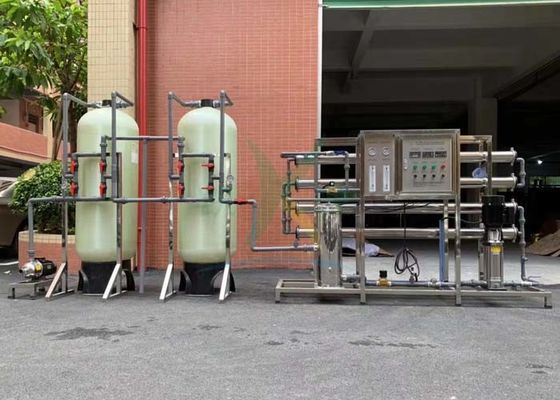 Bán nóng 2000L / H Hệ thống thẩm thấu ngược Nước uống công nghiệp Nước uống Nhà máy lọc nước
